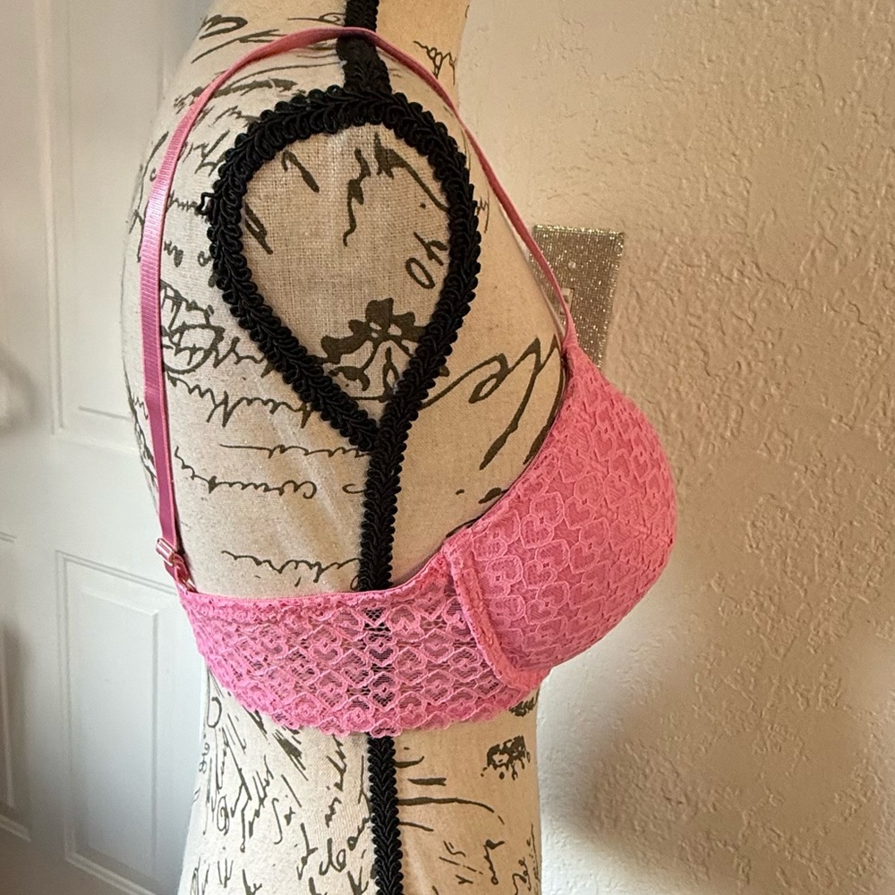 Jessica Simpson Pink Lace Heart Underwire Bra - Size 36C (NWOT) - Picture 5 of 10